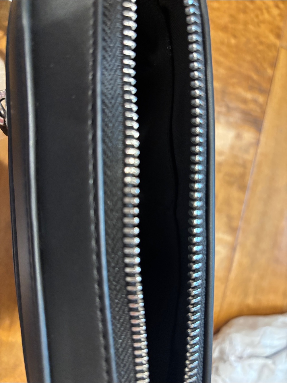 lululemon Everywhere Belt Bag Cactus Leather, Silver Hardware, SOLD OUT - Picture 8 of 8